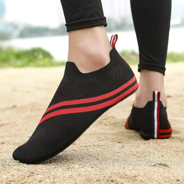 Schnell trocknende Wassers chuhe rutsch feste Bachs chuhe Sommer Aqua Beach Sandale flacher Schuh Seaside Slipper für Männer Frauen Creek Schuh 4