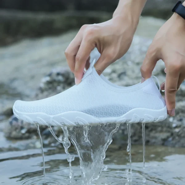 Aqua Schuhe Männer Frauen Anti-slip Wasser Sport Turnschuhe Sommer Strand Booties Meer Walking Sandale Waten Slipper ﻿ 2