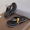 Neue Mann Frauen Hausschuhe Flip-Flops Indoor Outdoor Strand Sandalen Super Weichen Boden Rutschen Nicht-slip Dicken Sohlen Frauen hausschuhe 3