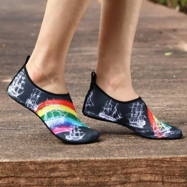 Tauchen Schuhe Frauen Aqua Schuhe Männer Strand Schwimmen Wasser Sport Socken Barfuß Sneaker Fitness Tanz Schwimmen Surfen Schnorcheln Schuh 2