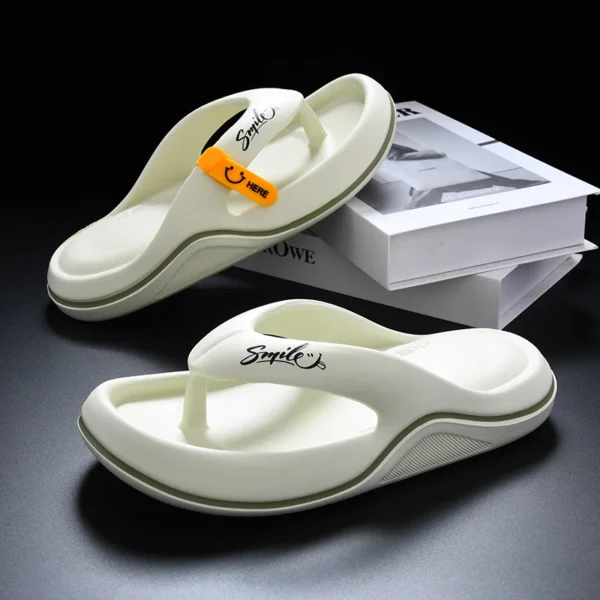 Neue Mann Frauen Hausschuhe Flip-Flops Indoor Outdoor Strand Sandalen Super Weichen Boden Rutschen Nicht-slip Dicken Sohlen Frauen hausschuhe 2