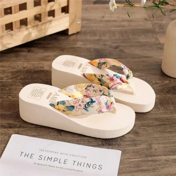 2025 mode Frauen Flip-Flops Sommer Strand Plattform Hausschuhe Casual Außerhalb Keile Sandalen Sommer Frauen Schuhe 5