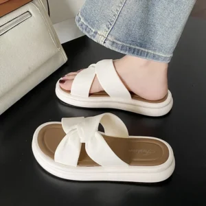 Modische Sommer frauen Hausschuhe Perle Casual Strand Schuhe Indoor Anti-Slip Oberbekleidung Heimgebrauch PVC Sohle Weibliche Schuhe