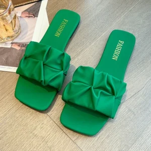Sommer Hausschuhe Für Frauen Flip-Flops Wohnungen 2024 Neue Plissee Koreanische Hausschuhe Frauen Sandalen Grün Slip Auf Schuhe Große Größe 35-42