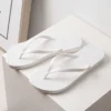 PVC-Flip-Flops für Damen, Sommer, runder Kopf, Strand-Flip-Flops, rutschfest, bequem, weich, für drinnen und draußen 3