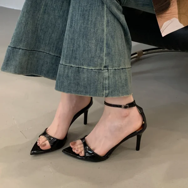 Sexy Spitzschuh Offene spitze Lackleder Schnalle Sommer Hochhackige Sandalen Damen Party Hochzeit Modeschuhe 6