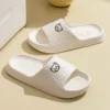Druck Nette Bär Frauen Hausschuhe Sommer Innen Weiche Cartoon Sandalen Badezimmer Anti-slip Außen Bequeme Männer Freizeit Schuhe Paar 4