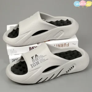 Neue Sommer Mann Massage Hausschuhe Indoor Outdoor Sandalen Strand Freizeit schuhe Soft Bottom Hausschuhe männliche Flip Flops Herren Sandalen