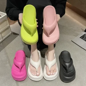 Keile Hausschuhe Frauen Sommer High Heels Flip Flops Mode Clip Toe flache Sandalen dicke Plattform Indoor Strand Schuhe Frau Rutschen