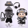 15 cm/17 cm Labubu Universal Hoodie Set Grau Trendiges Outfit mit Kamera Brille Kopfhörer & Canvas Schuhe Serie 1-3 kompatibel 5