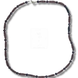 Halskette in warmem Braun-Violett