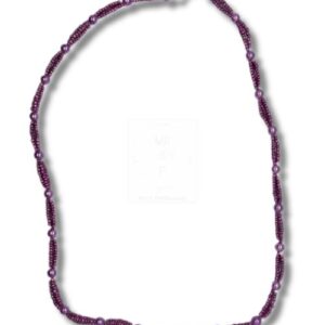 Halskette in leuchtendem Violett