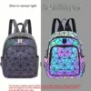 Mode frauen leuchtende Rucksack PVC holographische geometrische Schule Taschen Für Teenager Mädchen Bagpack mochila feminina Reise Sollte 5