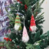 3/12x Weihnachtsdekorationszubehör Gestrickte Wolle Waldmann Puppe Kleiner Anhänger Gesichtslose Puppe Weihnachtsbaum Dekoration Hängen 4