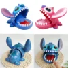 1pc Disney Lustige Spielzeug Blau Stich Biss Finger Push Zähne Figuren Kinder Geburtstag Geschenke Neue Interstellare Baby Party Spiele Versorgung