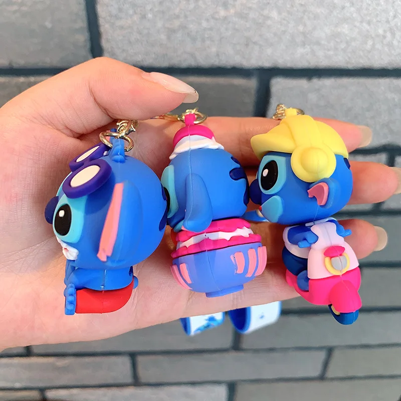 Stitch Surf Schlüsselanhänger – Schlüsselanhänger im hawaiianischen Strandstil, Disney-Sommerurlaubszubehör für Schwimmtaschen und Handtücher, Halloween-Geschenke 4