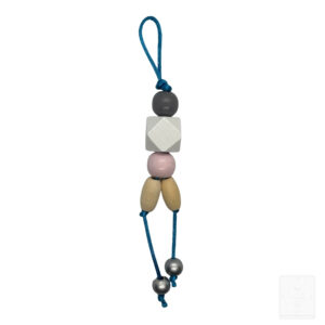 Anhänger „Nordic Pastell“ – Eleganter Holzperlen-Dekoanhänger