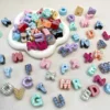 30/50/100 Stück/20 mm große Löcher Acryl Alphabet Buchstaben Perlen für DIY Telefon Kette Schlüsselanhänger Zubehör Materialien Lose Perlen 5