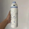 32oz Owa Isolierte Wasserflasche aus Edelstahl mit Strohhalm und Bändern, BPA-freie Sportwasserflasche für Männer und Frauen, tragbar