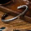 Nischenarmband im indischen Ethno-Stil, Gaucho-Retro-Stil, Tang-Gras, goldenes Adler-Armband für Männer und Frauen 4