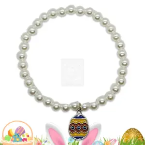 Osterarmband mit weißen Perlen und Osterei Anhänger
