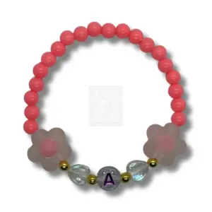 Personalisiertes Blumen Armband Koralle mit Buchstabe A