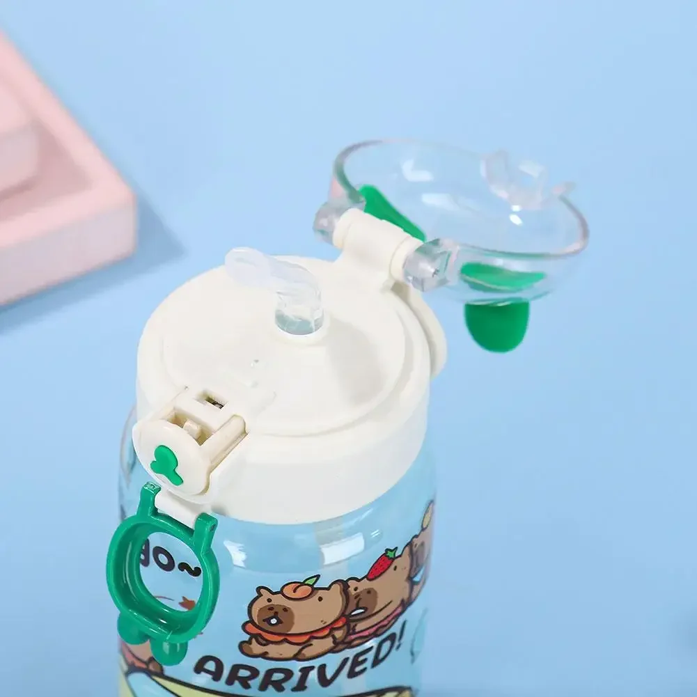1-10PCS Capybara Cartoon 550ml Tragbare Große-kapazität Wasser Flasche Sport Stroh Tassen Student Kunststoff wasser Tassen Wasser Flasche 5