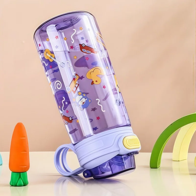550 ml Kinder-Wasserflasche mit Cartoon-Tier und Sicherheitsschloss, tragbarer, auslaufsicherer Strohhalmbecher für Outdoor-Camping-Reisen 3