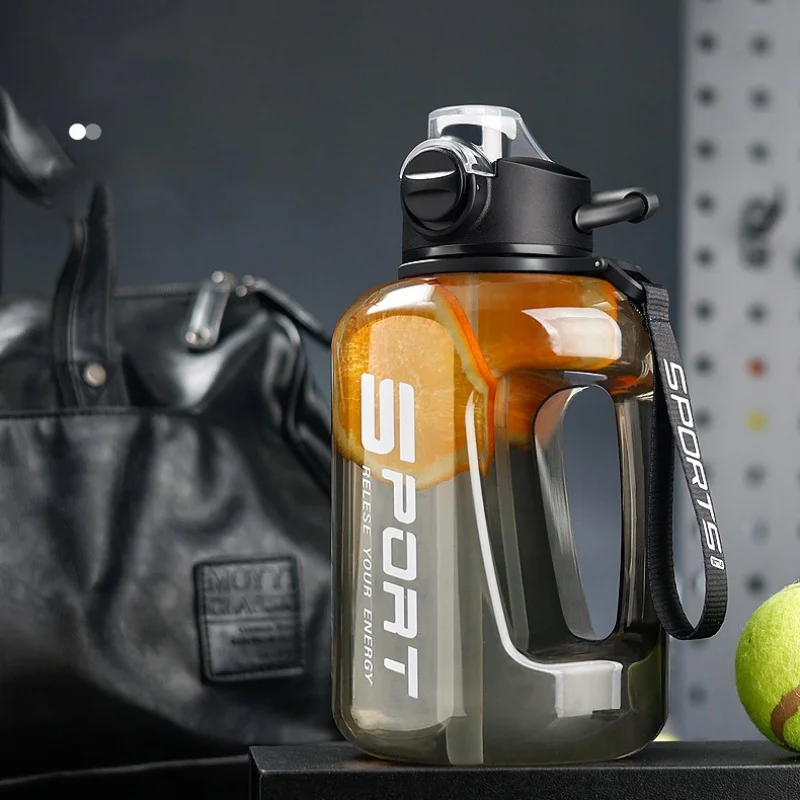 Sommer Große-kapazität Kühlung Wasserkocher Outdoor Sport Fitness Wasser Tasse Studentenwohnheim Einfach Zu Bedienen Seil Tragbare Wasser Tasse 3