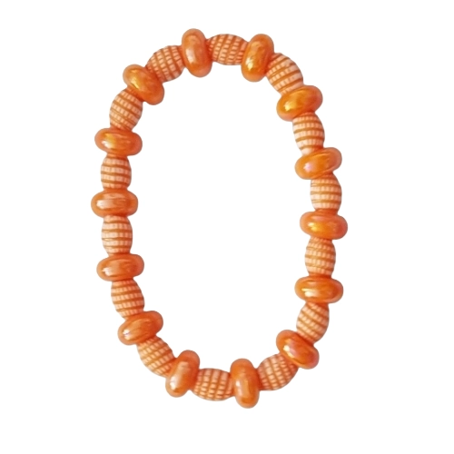 Kunstkunstperlenarmband Orange – Strukturierter Farbakzent