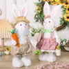 Ostern dekorative Kaninchen Cartoon einziehbare Bein Paar Kaninchen Puppe Home Ornament Overalls Rock Hase Puppe Ostern Party Geschenke 4