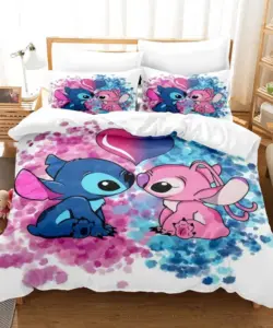 Stitch Lilo und Stitch Niedlicher Cartoon-Bettbezug, Anime-warmes Set, Bettwäsche, Schlafzimmer, Raumdekoration, großes E-Bett, Größe 3D-Druck