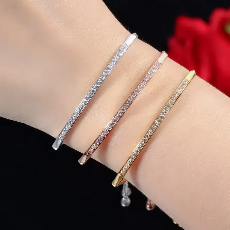 3 stücke Armbänder für Frauen einfache Modelle goldfarben versilbert Roségold-Farbe jeweils 1 verstellbare Kupfer perlen Schmuck 2