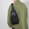 1 Herren große Kapazität USB-Aufladung multifunktion ale Brusttasche Mode einfache Pendler leichte Schulter Umhängetasche 3