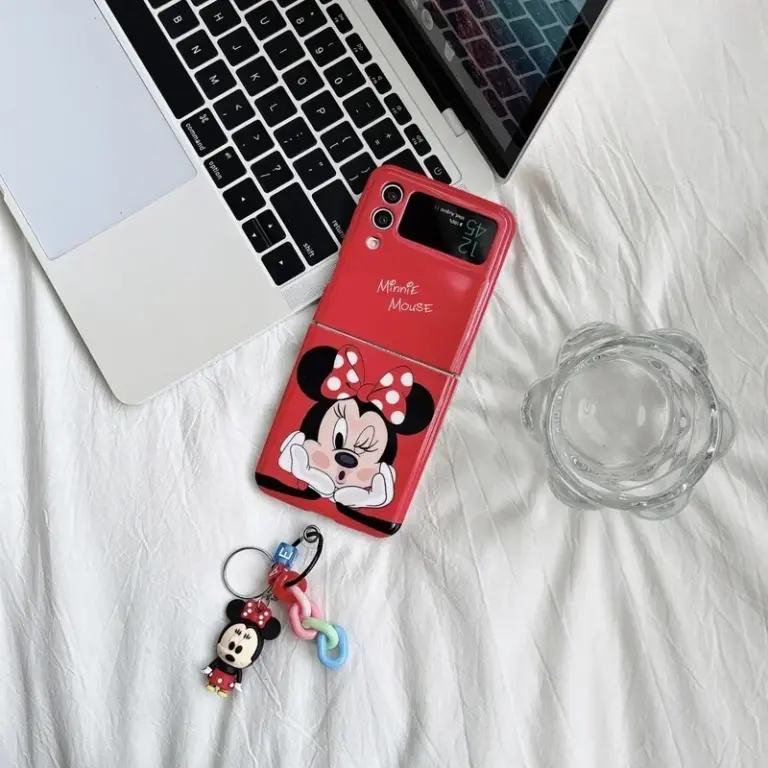 Disney Cartoon Mickey Minnie Maus stich Winnie die Pooh Handy hülle für Samsung Galaxy Z Flip 6 3 4 5 5g Hard Back Cover Funda 4